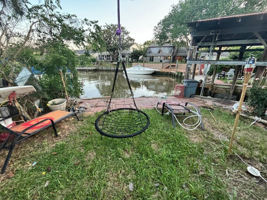 Lazy Lake Lodge On Clear Lake-Space Center Houston Exterior foto